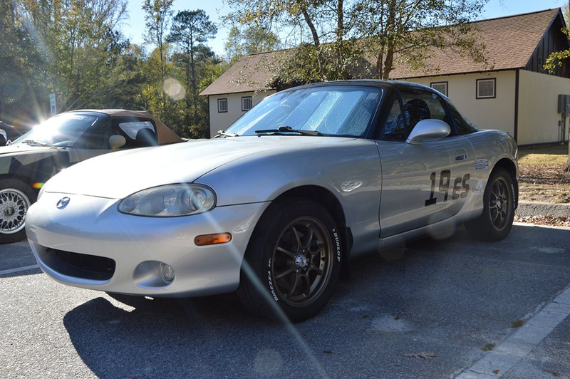 Illustration for article titled I went to a Miata meetup